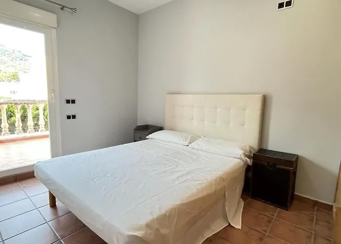 El Sueno By El Conserje